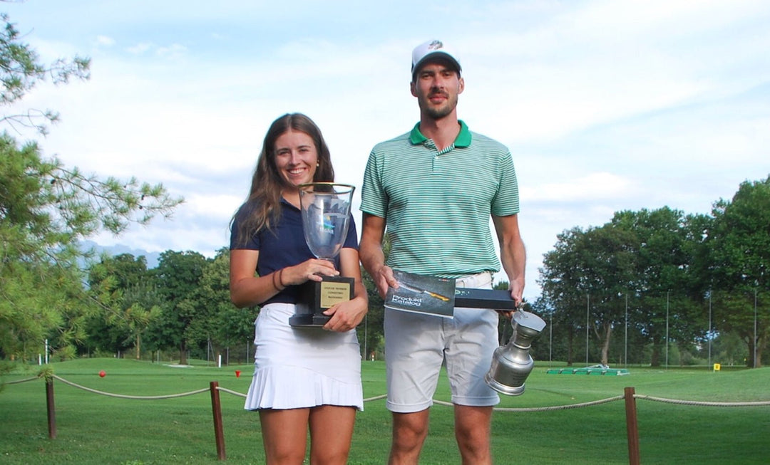 Iris Künzi und Nico Kyprian mit Pokalen bei der Golf Club Thunersee Clubmeisterschaft 2024